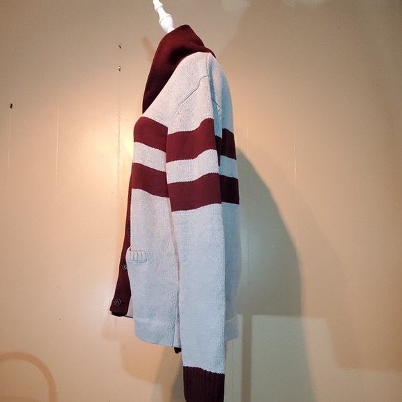 Retrofit Maroon & Gray Cardigan - Picture 4 of 5